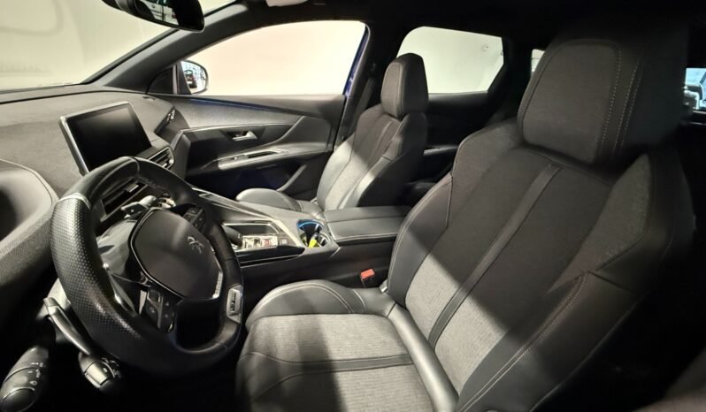 
Peugeot 3008 1.5 BlueHDi GT-Line full									