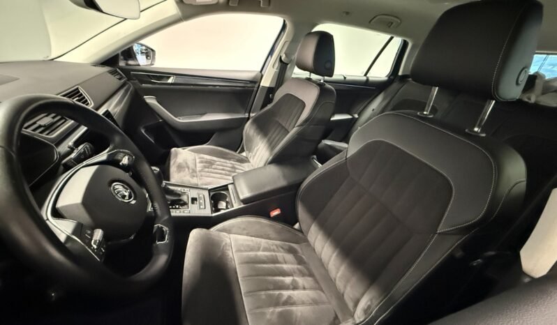 
Škoda Superb 2.0 TDI Style full									