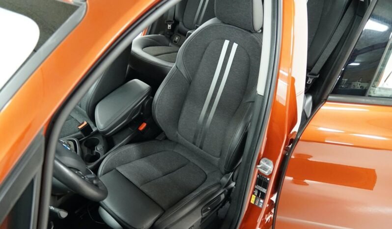 
BMW 225xe Sport Line full									