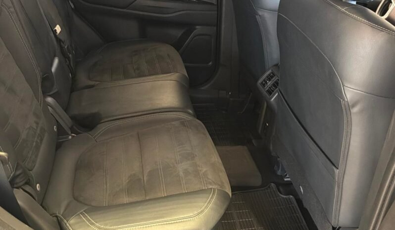 
Mitsubishi Outlander PHEV full									