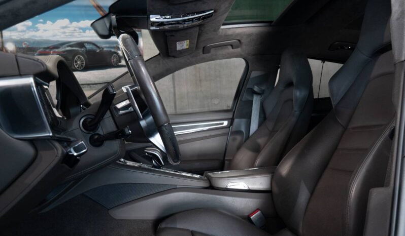 
Porsche Panamera Turbo S E-Hybrid full									