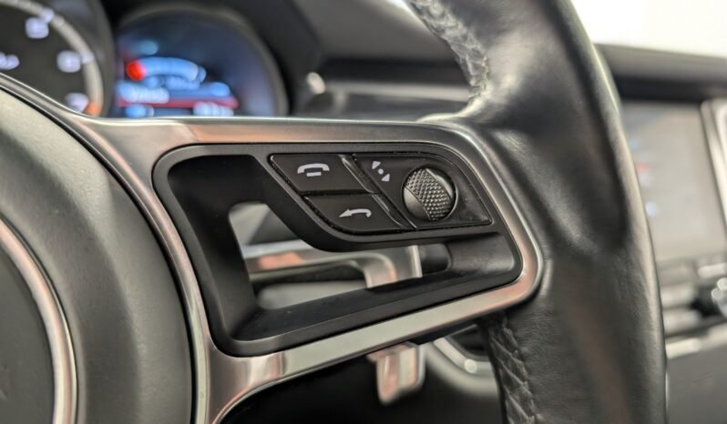 
Porsche Macan Turbo Performance Package (PP) 3.6 V6 Biturbo full									