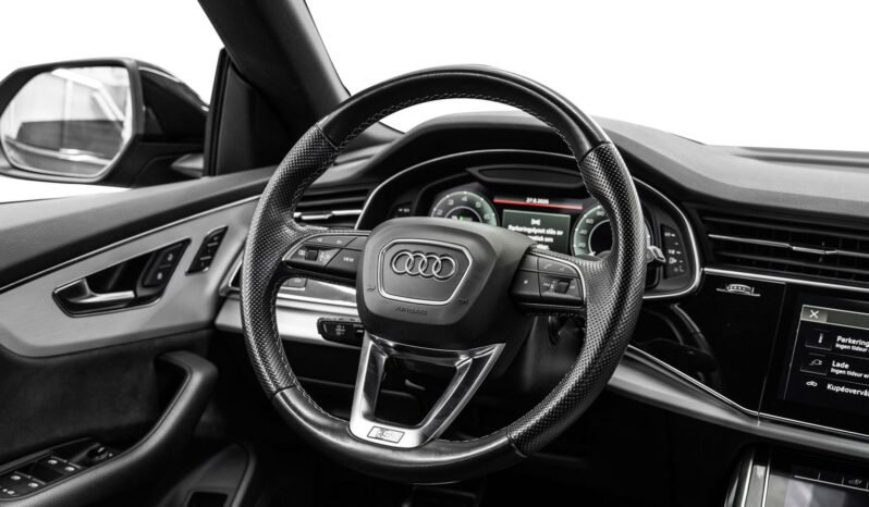 
Audi Q8 60 TFSI e quattro S line full									
