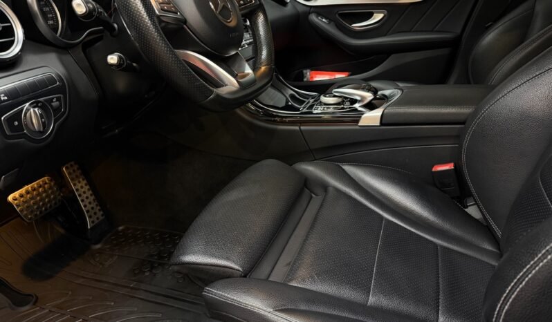 
Mercedes-Benz C350 e Hybrid full									