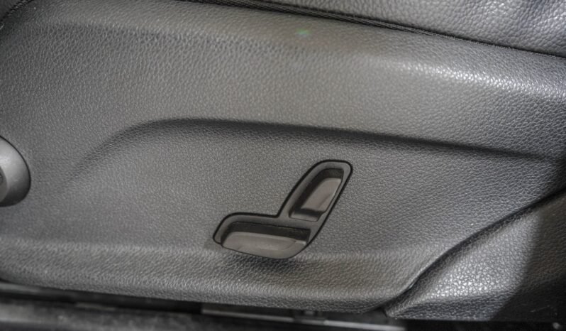 
Mercedes-Benz GLC 350e 4MATIC AMG full									