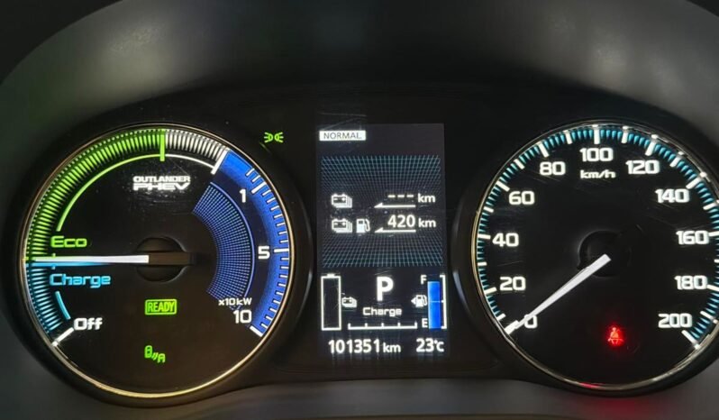 
Mitsubishi Outlander PHEV full									