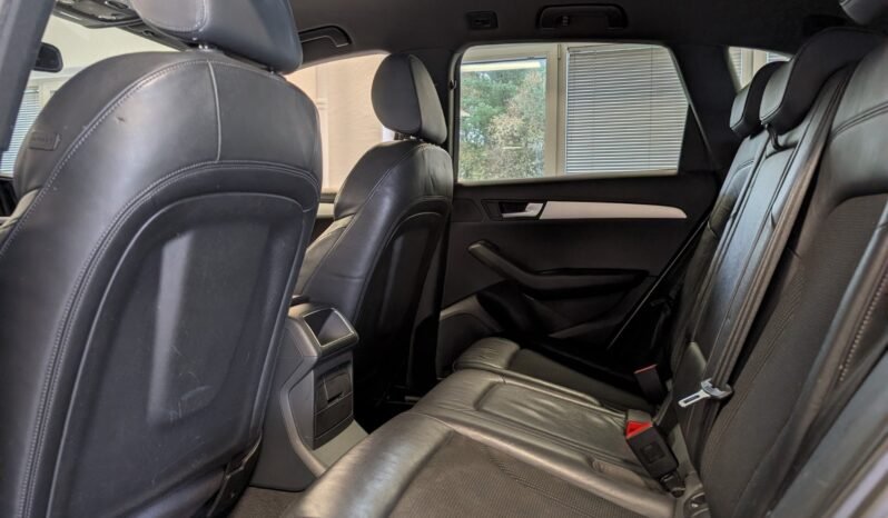 
Audi Q5 2.0 TDI quattro S line full									