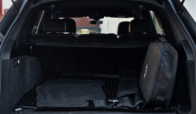 
Audi Q7 3.0 TDI e-tron / S-Line full									