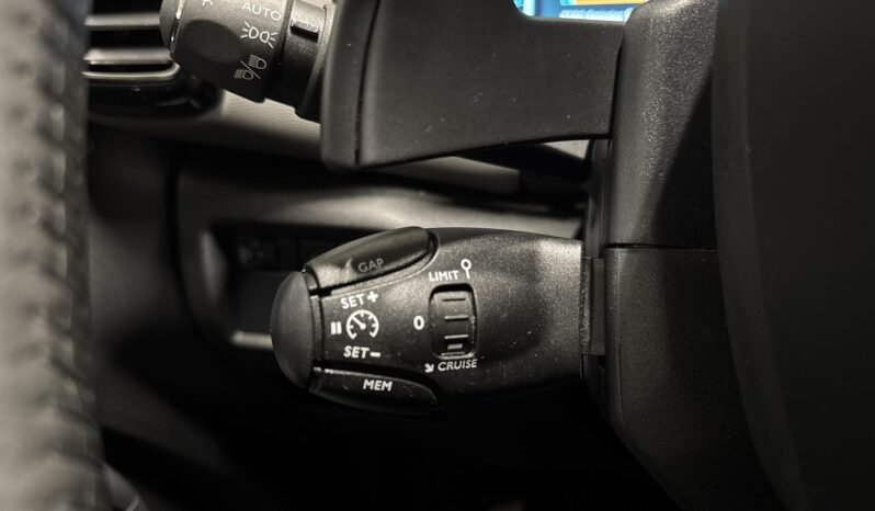 
Citroën C5 Aircross Hybrid 225 CH full									