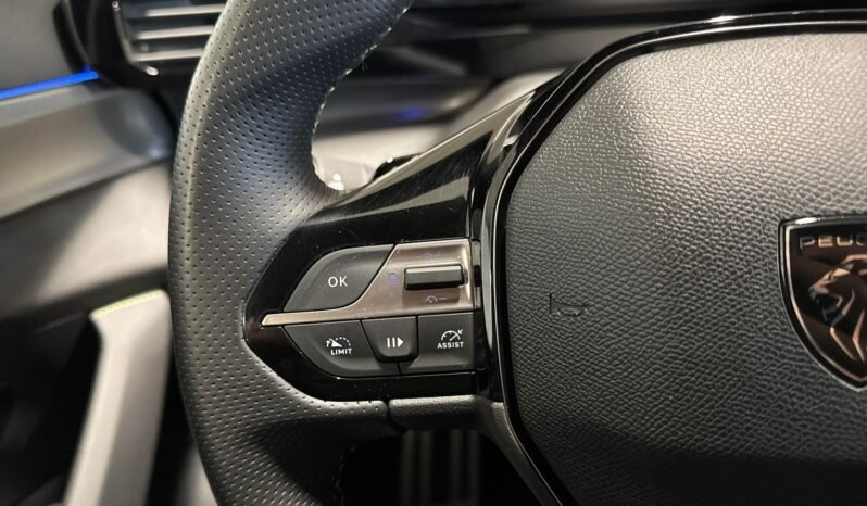 
Peugeot 408 GT Plug-In Hybrid 224 ch full									