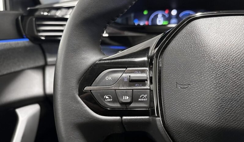 
Peugeot 308 SW Allure Plug-In Hybrid 180 ch full									