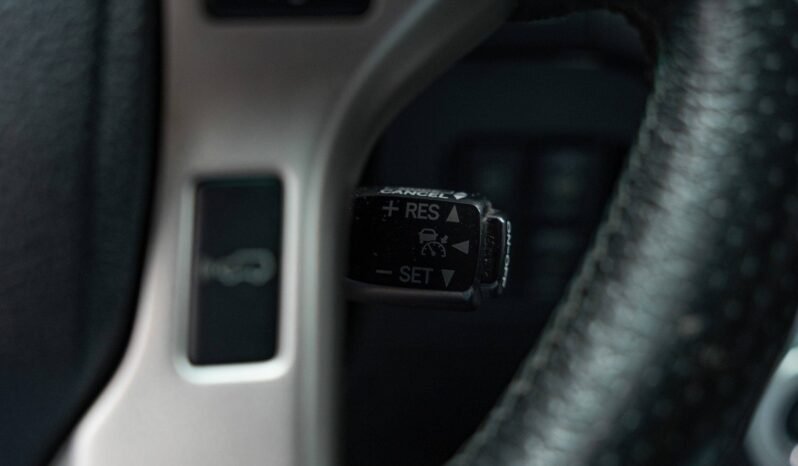 
Toyota Land Cruiser 3.0 D-4D VX-L full									