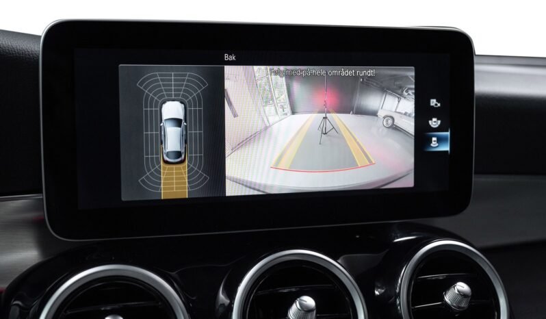 
Mercedes-Benz GLC 300 e 4MATIC AMG Line full									