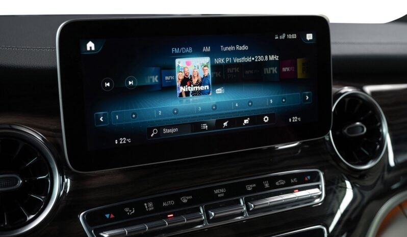 
Mercedes-Benz Classe V 300 d 4MATIC AMG Line full									