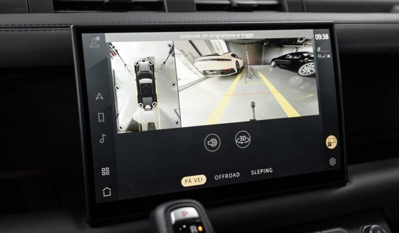 
Land Rover Defender 110 X-Dynamic HSE D300 full									