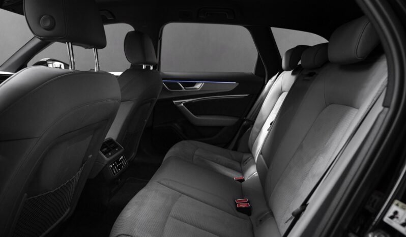 
Audi A6 Avant 55 TFSI e quattro S line full									