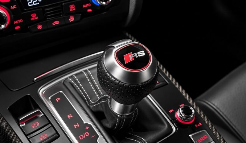 
di RS5 4.2 FSI V8 quattro full									