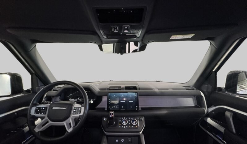 
Land Rover Defender 110 P400e full									