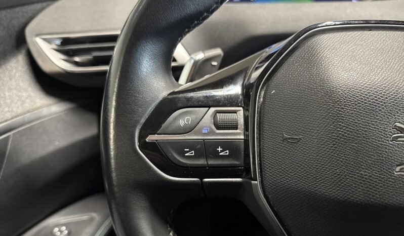 
Peugeot 3008 Allure Hybrid4 – 300 CH full									