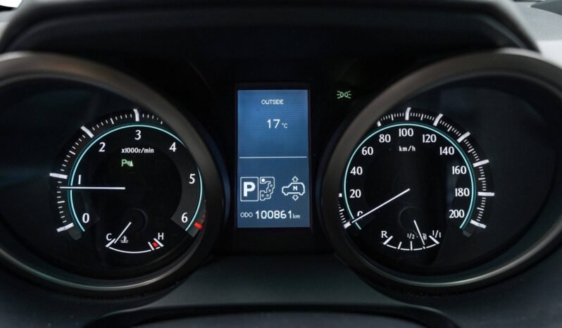 
Toyota Land Cruiser 3.0 D-4D VX-L full									