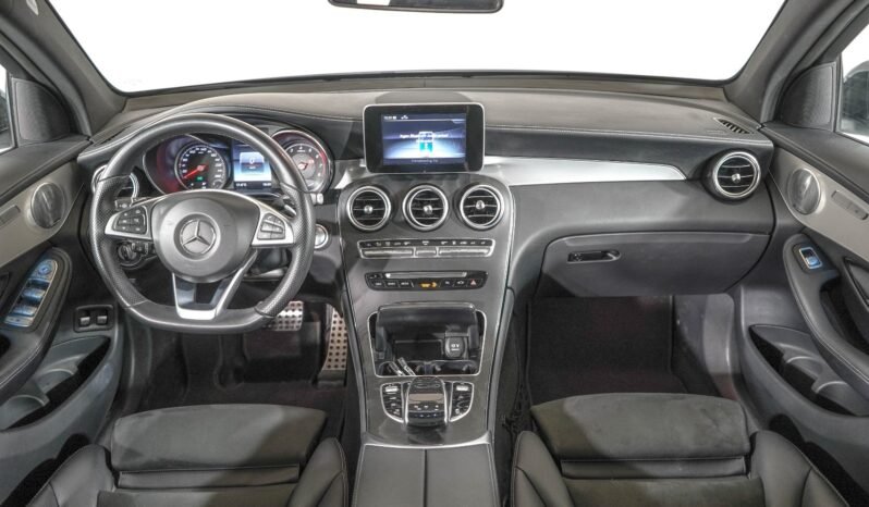 
Mercedes-Benz GLC 350e 4MATIC AMG full									