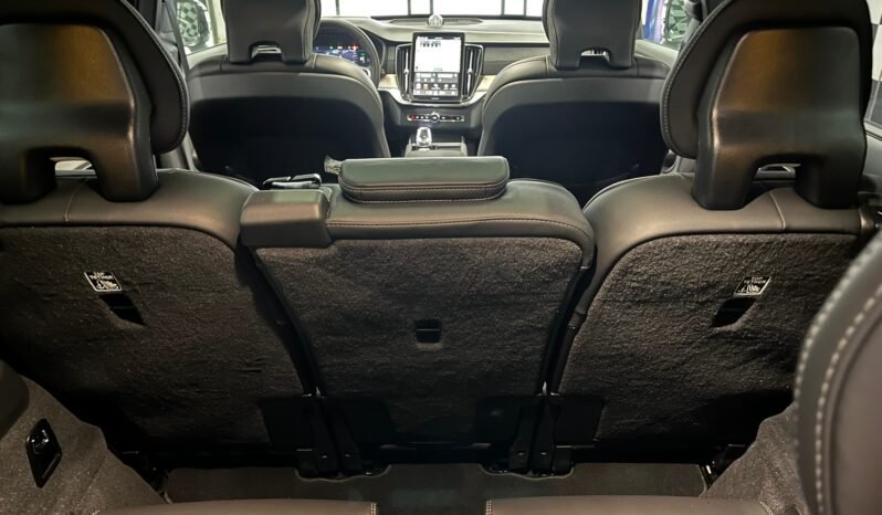 
Volvo XC90 T8 Ultra Dark AWD 7-S full									