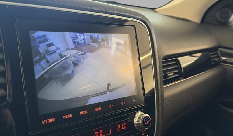 
Mitsubishi Outlander PHEV full									