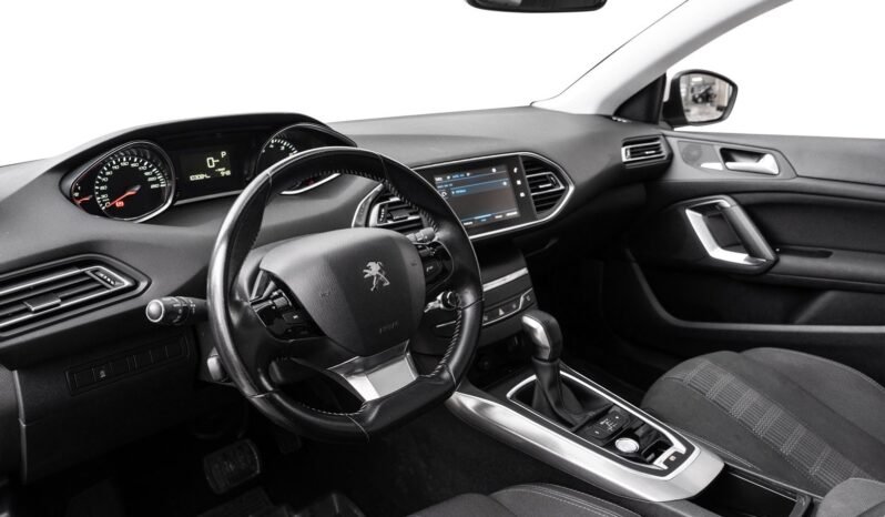 
Peugeot 308 full									