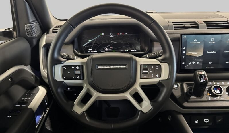
Land Rover Defender 110 P400e full									