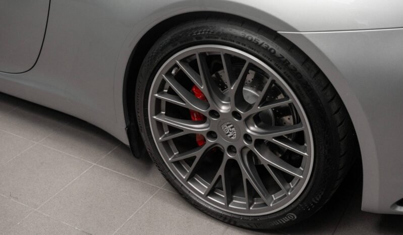 
Porsche 911 Carrera S (991.2) full									