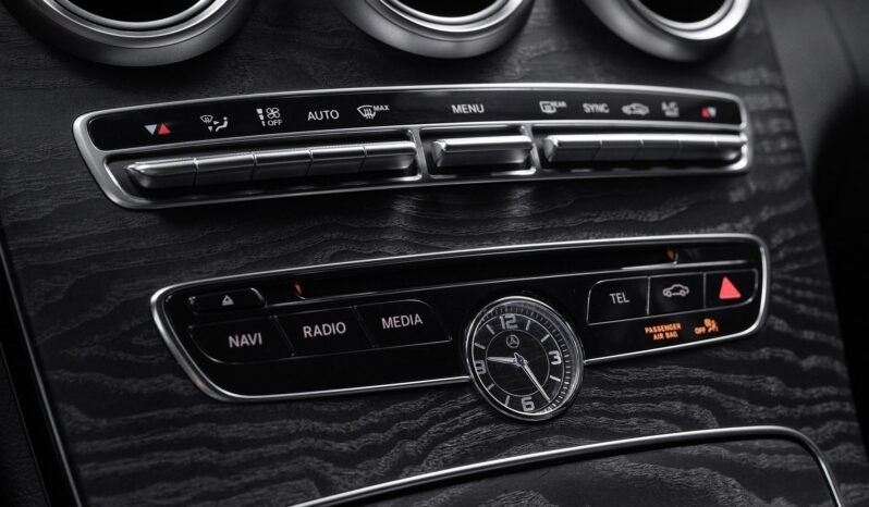 
Mercedes-Benz C 220 d 4MATIC AMG Line full									