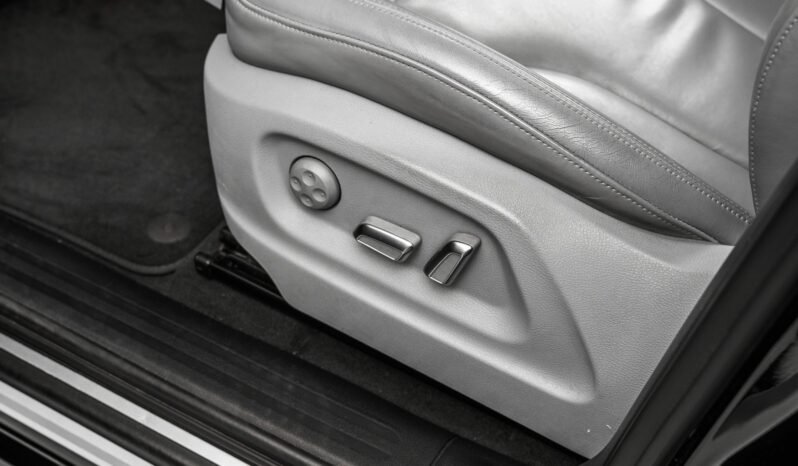 
Audi Q5 3.0 V6 TDI 258 ch Quattro S line full									