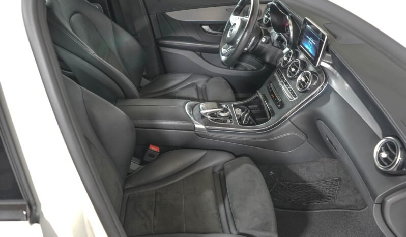 
Mercedes-Benz GLC 350e 4MATIC AMG full									