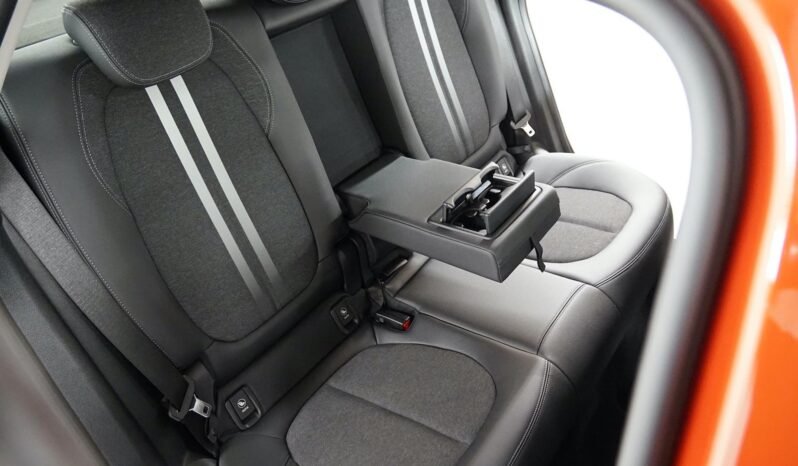 
BMW 225xe Sport Line full									