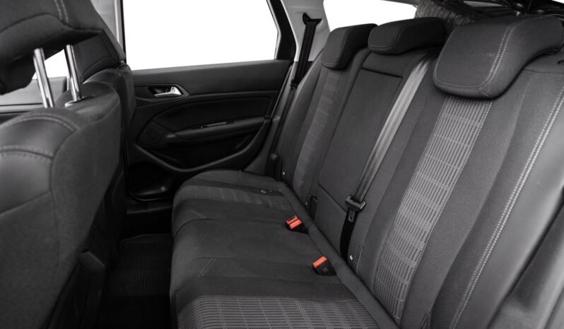 
Peugeot 308 full									