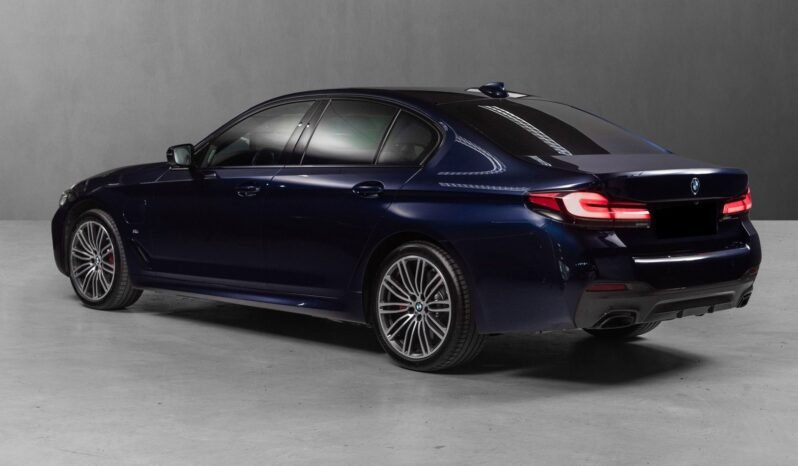 
BMW Série 5 530e xDrive M Sport full									