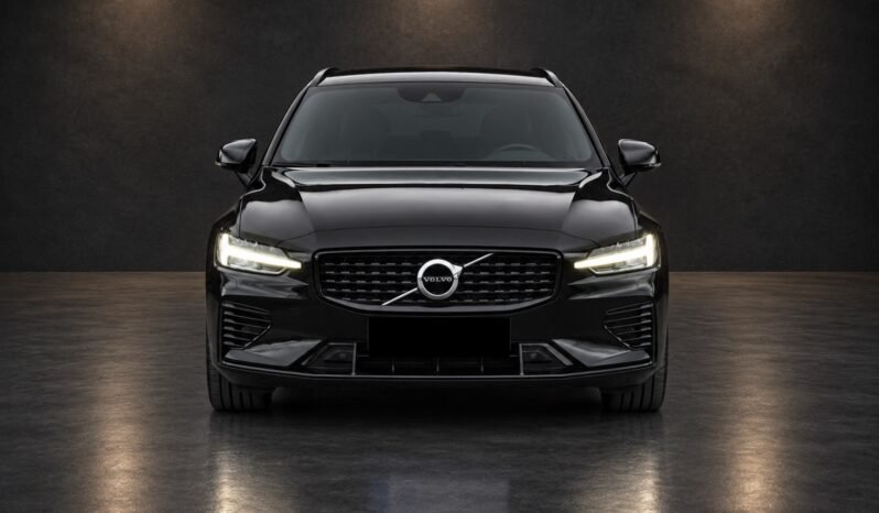 
Volvo V60 340 ch AWD R-Design full									