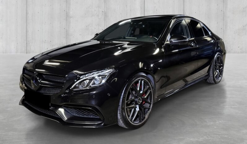 
Mercedes-Benz C 63 S AMG 4.0 V8 Biturbo 510 CH full									