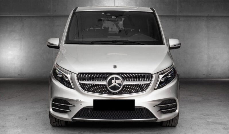
Mercedes-Benz V300 d 4MATIC full									