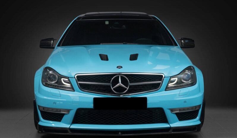 
Mercedes-Benz C63 AMG 6.2 V8 Performance full									