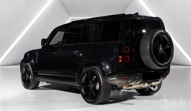 
Land Rover Defender 110 X-Dynamic HSE D300 full									
