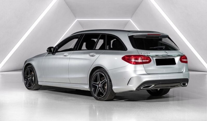 
Mercedes-Benz C 220 d 4MATIC AMG Line full									