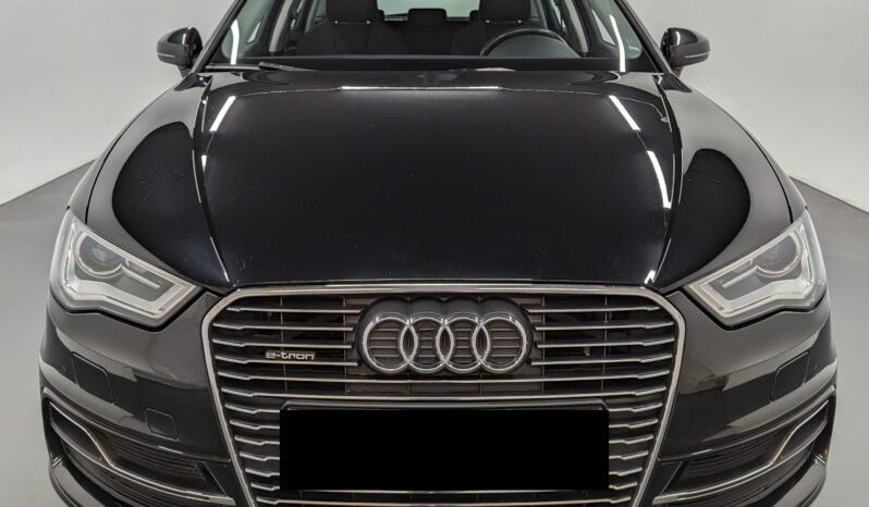 
Audi A3 Sportback e-tron full									