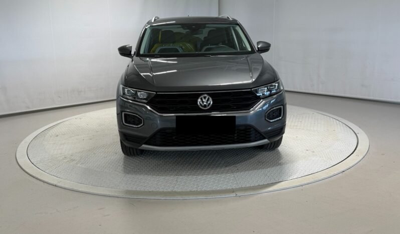 
Volkswagen T-Roc Sport 2.0 TDI 150 CH 4MOTION DSG full									
