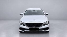 Mercedes-Benz E200