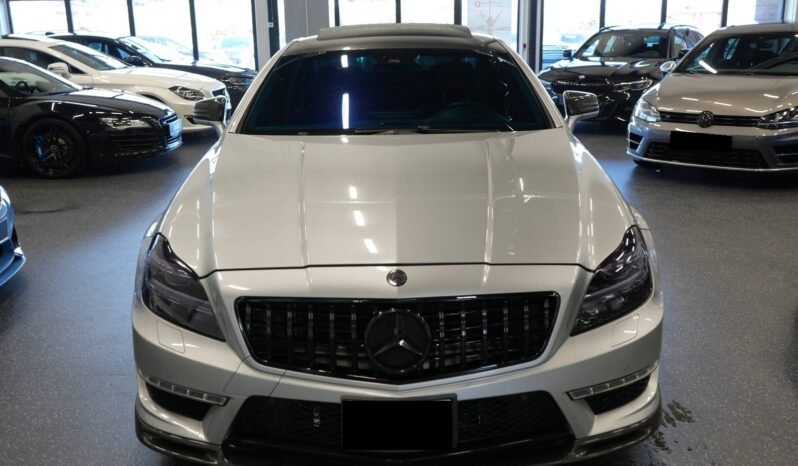 
Mercedes-Benz CLS 63 AMG V8 full									