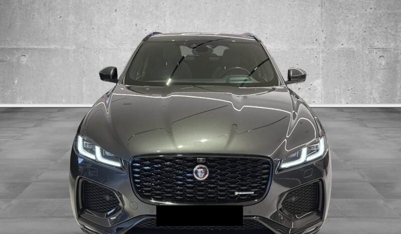 
Jaguar F-PACE P400e SE R-Dynamic Black AWD full									