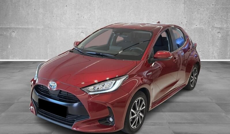 
Toyota Yaris Hybrid Active Tech full									