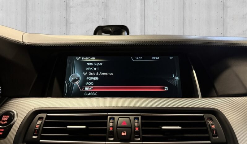 
BMW M5 4.4 V8 575 CH full									