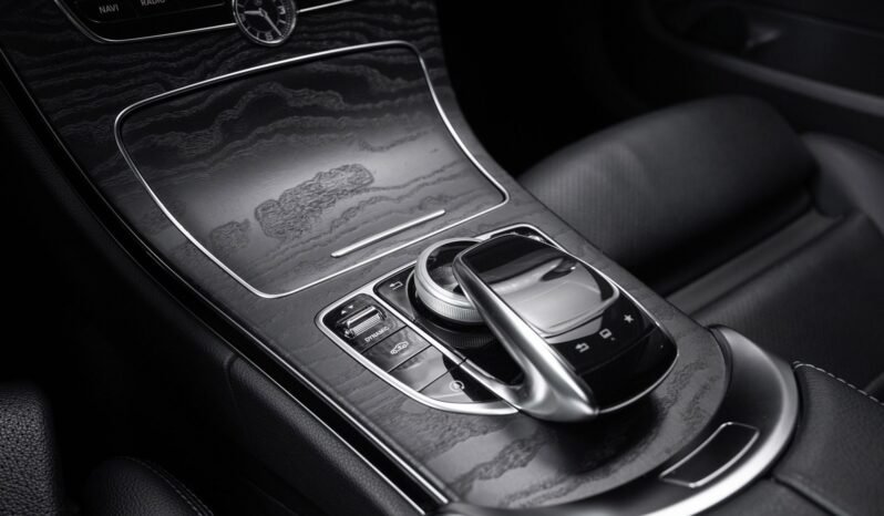 
Mercedes-Benz C 220 d 4MATIC AMG Line full									